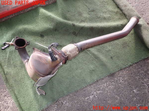2UPJ-24492661]ルノー・メガーヌ R.S.(ルノー・スポール)(MF4R2)触媒1 中古_m0002.jpg