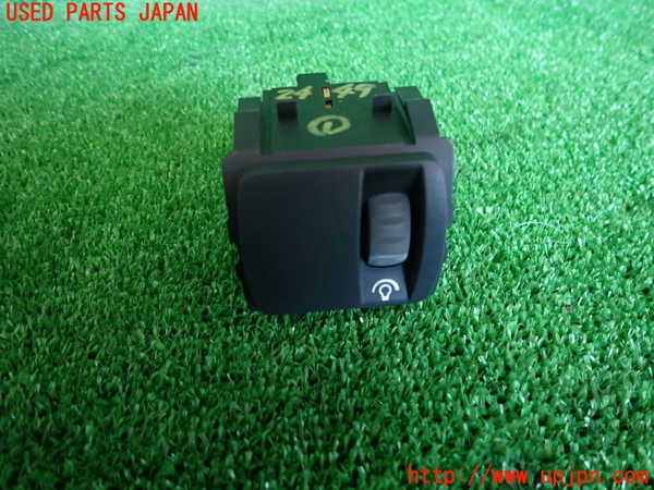 2UPJ-24496306]ルノー・メガーヌ R.S.(ルノー・スポール)(MF4R2)スイッチ1 (イルミ調整) 中古_m0001.jpg