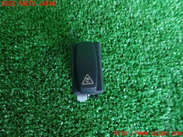 2UPJ-24496309]ルノー・メガーヌ R.S.(ルノー・スポール)(MF4R2)スイッチ4 (トラクションコントロール) 中古_m0001.jpg