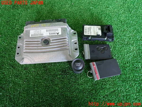 2UPJ-24496110]ルノー・メガーヌ R.S.(ルノー・スポール)(MF4R2)エンジンコンピューター 中古_m0001.jpg