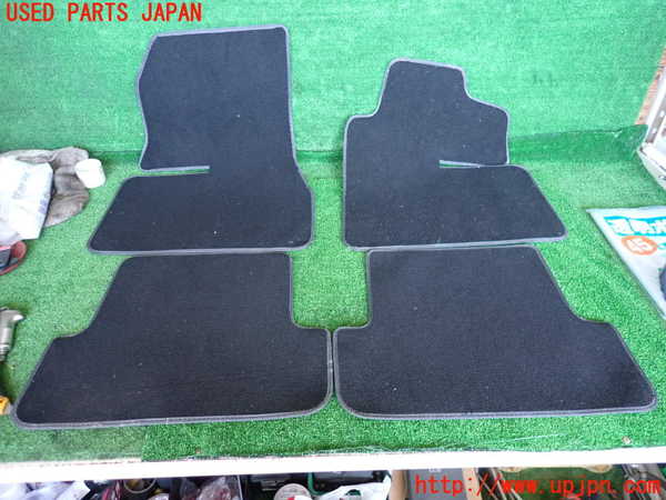 2UPJ-24497800]ルノー・メガーヌ R.S.(ルノー・スポール)(MF4R2)フロアマット 中古_m0001.jpg
