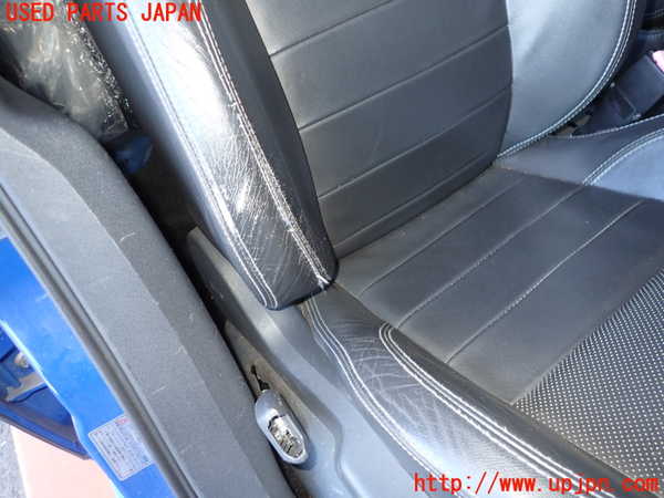 2UPJ-24497035]ルノー・メガーヌ R.S.(ルノー・スポール)(MF4R2)運転席シート 中古_m0003.jpg