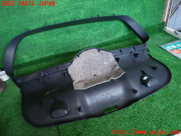 2UPJ-24491578]ルノー・メガーヌ R.S.(ルノー・スポール)(MF4R2)バックドア内張り 中古_m0004.jpg