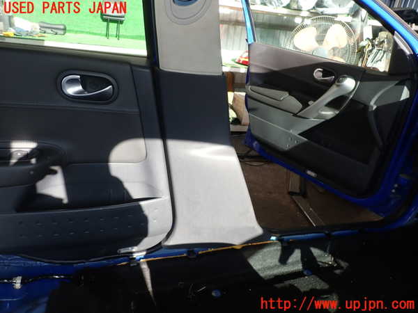 2UPJ-24497670]ルノー・メガーヌ R.S.(ルノー・スポール)(MF4R2)左センターピラートリム 中古_m0003.jpg