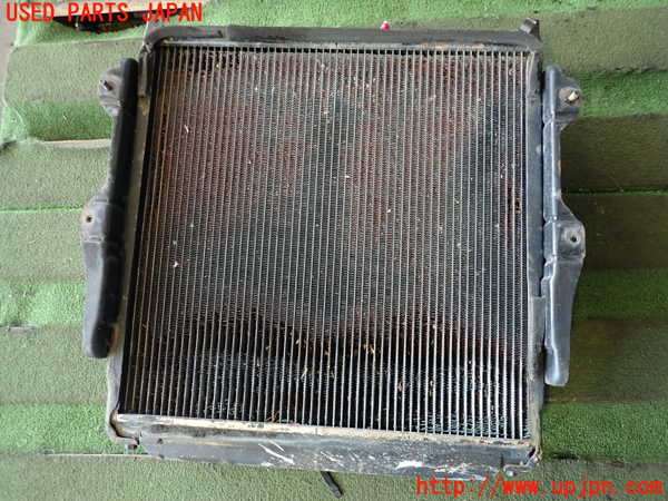 2UPJ-24502321]ランクルプラド(KZJ78W)ラジエーター1 中古_m0001.jpg