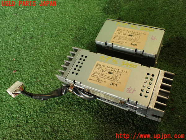 2UPJ-24506525]ランクルプラド(KZJ78W)アンプ 中古_m0001.jpg