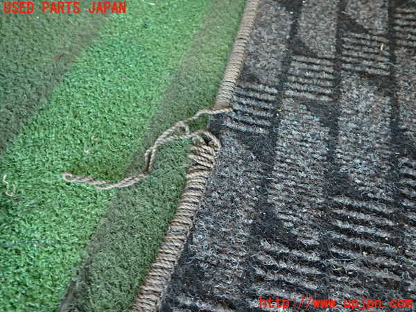 2UPJ-24507800]ランクルプラド(KZJ78W)フロアマット 中古_m0004.jpg