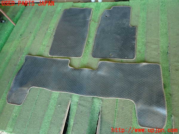 2UPJ-24507800]ランクルプラド(KZJ78W)フロアマット 中古_m0005.jpg