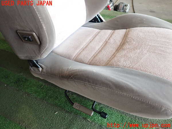 2UPJ-24507035]ランクルプラド(KZJ78W)運転席シート 中古_m0003.jpg