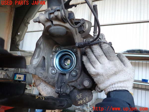 2UPJ-24514295]BMW ミニ(MINI)クーパーD(XT15M)(F55)左フロントナックルハブ 中古_m0002.jpg