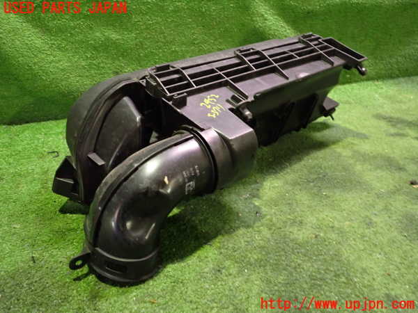 2UPJ-24522560]BMW ミニ(MINI)ジョンクーパーワークス(JCW)(MFJCW)エアクリーナーボックス 中古 (R56)_m0002.jpg