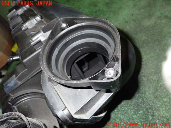2UPJ-24522560]BMW ミニ(MINI)ジョンクーパーワークス(JCW)(MFJCW)エアクリーナーボックス 中古 (R56)_m0003.jpg