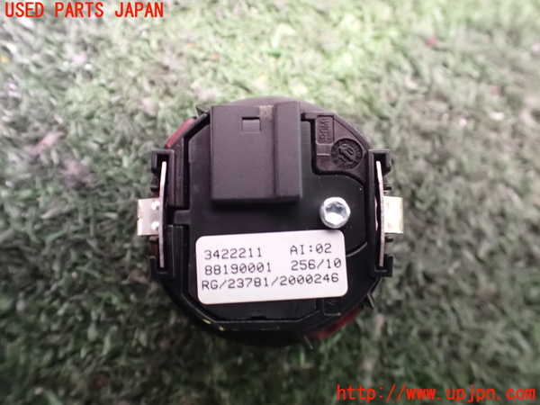 2UPJ-24526290]BMW ミニ(MINI)ジョンクーパーワークス(JCW)(MFJCW)ハザードスイッチ 中古 (R56)_m0002.jpg