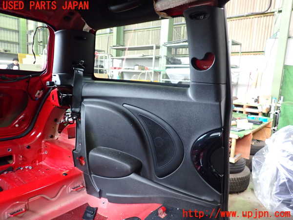 2UPJ-24527680]BMW ミニ(MINI)ジョンクーパーワークス(JCW)(MFJCW)左リアピラートリム 中古 (R56)_m0001.jpg