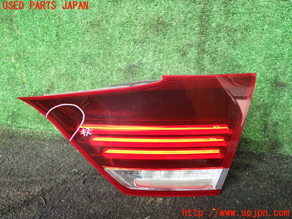 1UPJ-24531550]レクサス・LS600h(UVF45)右リアフィニッシャー 中古_m0001.jpg