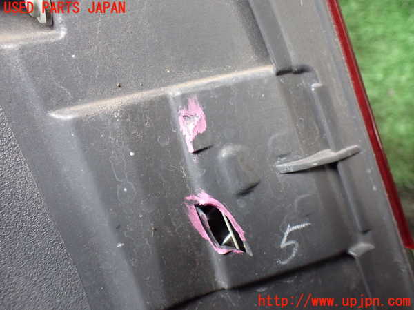 1UPJ-24531530]レクサス・LS600h(UVF45)右テールランプ 中古_m0004.jpg
