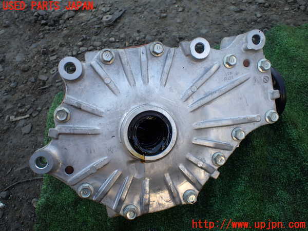 1UPJ-24534350]レクサス・LS600h(UVF45)フロントデフ 中古_m0002.jpg