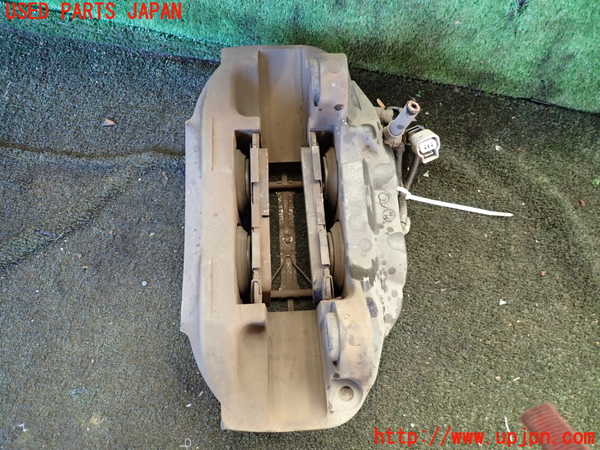 1UPJ-24534080]レクサス・LS600h(UVF45)右フロントキャリパー 中古_m0002.jpg