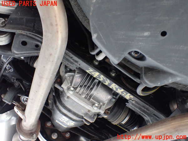 1UPJ-24535295]レクサス・LS600h(UVF45)リアメンバー 中古_m0001.jpg