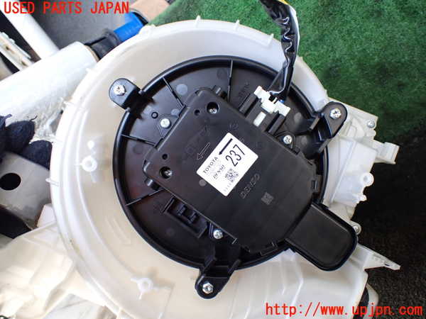 1UPJ-24536095]レクサス・LS600h(UVF45)ブロアファン(ブロアーファン) 中古_m0003.jpg