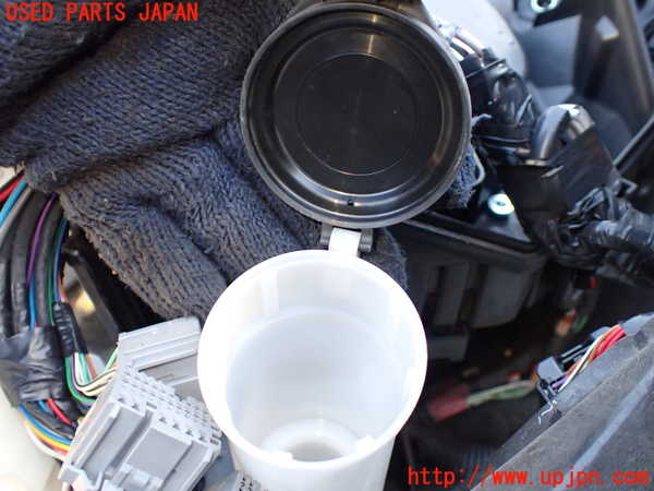 1UPJ-24536791]レクサス・LS600h(UVF45)ウォッシャータンク1 中古_m0003.jpg