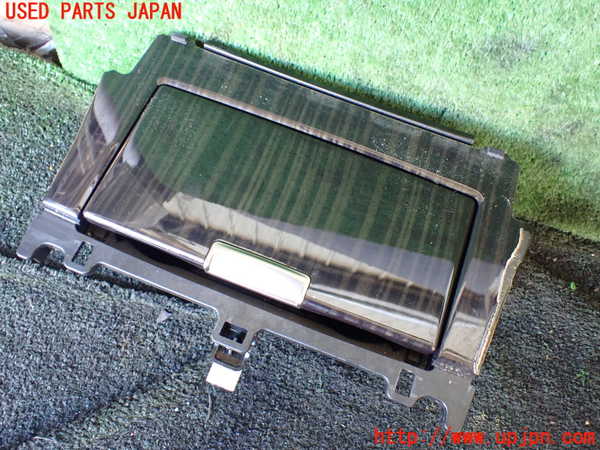 1UPJ-24537810]レクサス・LS600h(UVF45)ドリンクホルダー 中古_m0001.jpg