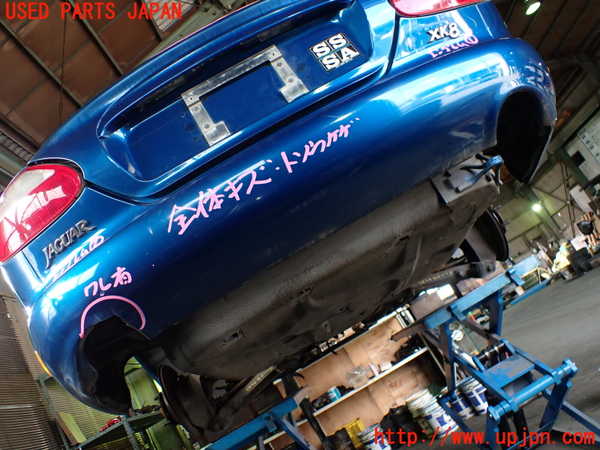 1UPJ-24541610]ジャガー・XKシリーズ(JFDA)リアバンパー 中古_m0001.jpg