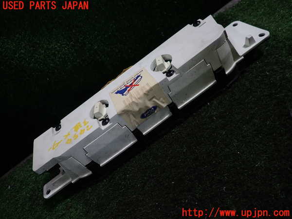 1UPJ-24546180]ジャガー・XKシリーズ(JFDA)3連メーター 中古_m0002.jpg