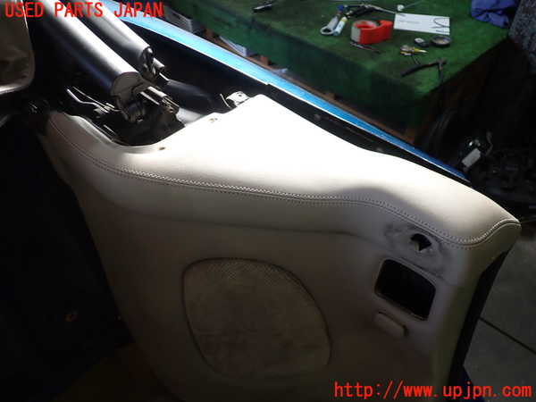 1UPJ-24547680]ジャガー・XKシリーズ(JFDA)左リアピラートリム 中古_m0002.jpg