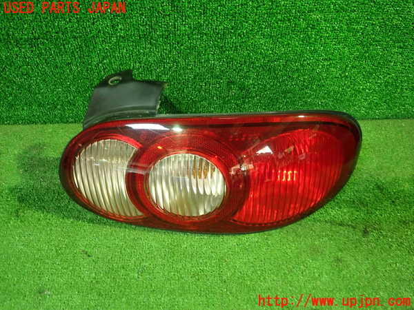 5UPJ-24551530]ロードスター(NB8C)右テールランプ 中古_m0001.jpg