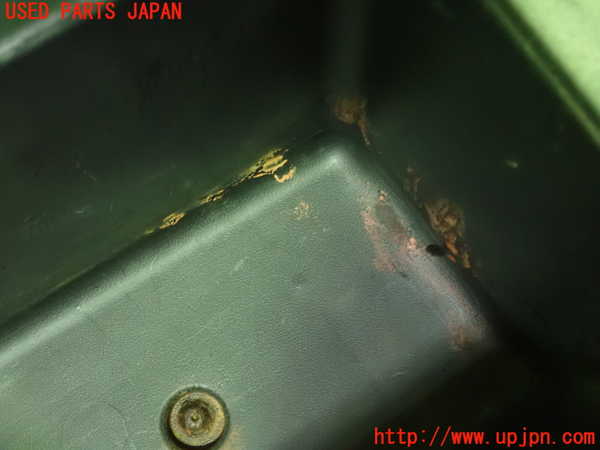 5UPJ-24557771]ロードスター(NB8C)ラゲッジトレイ1 中古_m0002.jpg