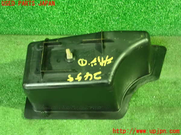 5UPJ-24557771]ロードスター(NB8C)ラゲッジトレイ1 中古_m0004.jpg