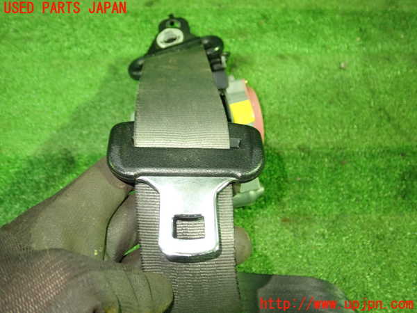 5UPJ-24557045]ロードスター(NB8C)運転席シートベルト 中古_m0002.jpg