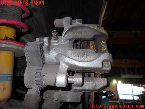 5UPJ-24564090]レヴォーグ(VM4)右リアキャリパー 中古_m0001.jpg