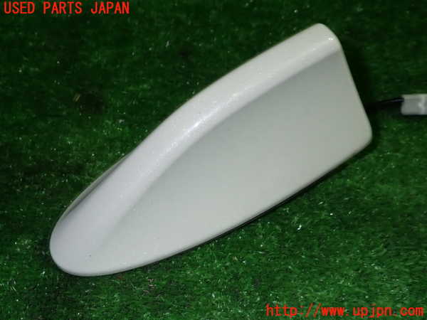 5UPJ-24566550]レヴォーグ(VM4)アンテナ 中古_m0001.jpg