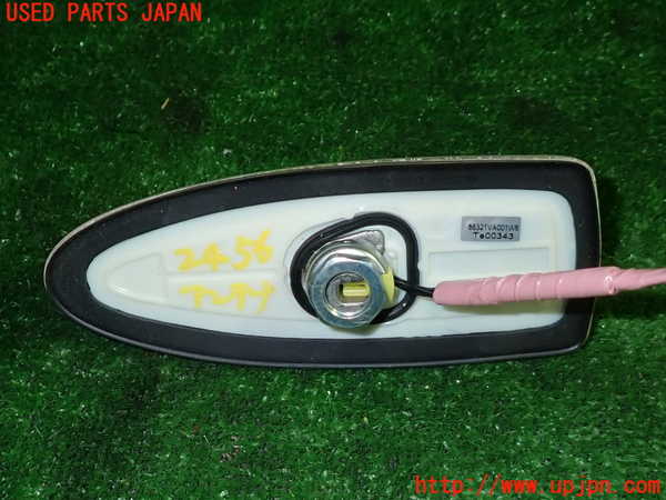 5UPJ-24566550]レヴォーグ(VM4)アンテナ 中古_m0003.jpg