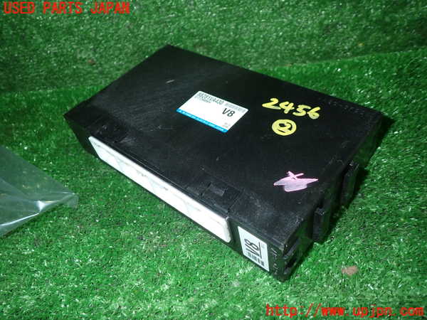 1UPJ-24566147]レヴォーグ(VM4)コンピューター2 (88281VA430) 中古_m0001.jpg