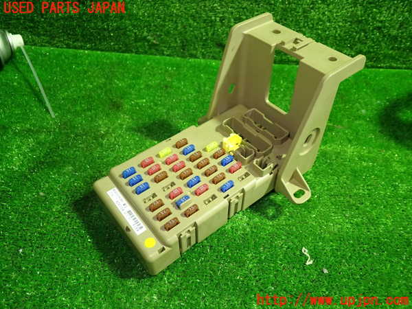 1UPJ-24566741]レヴォーグ(VM4)ヒューズボックス1 中古_m0001.jpg