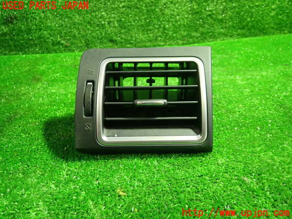5UPJ-24567526]レヴォーグ(VM4)エアコン吹き出し口1 (右) 中古_m0001.jpg