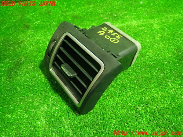 5UPJ-24567526]レヴォーグ(VM4)エアコン吹き出し口1 (右) 中古_m0002.jpg