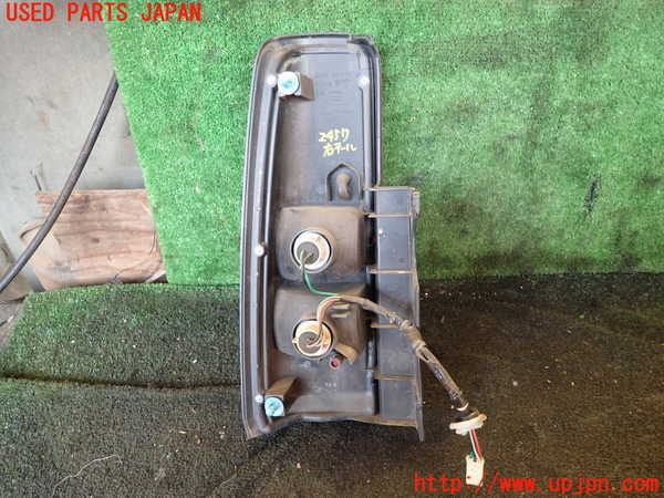 5UPJ-24571530]ジムニー(JB23W)右テールランプ 中古_m0002.jpg
