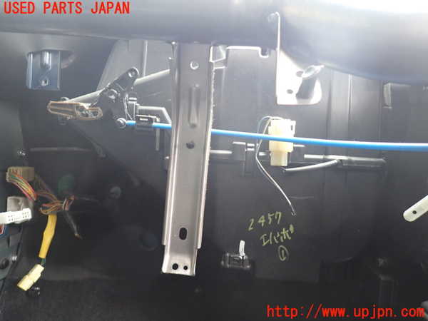 1UPJ-24576081]ジムニー(JB23W)エバポレーター1 中古_m0003.jpg