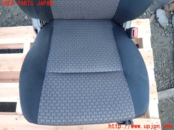 1UPJ-24577035]ジムニー(JB23W)運転席シート 中古_m0003.jpg