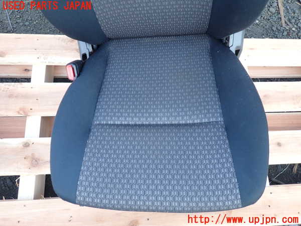 5UPJ-24577065]ジムニー(JB23W)助手席シート 中古_m0003.jpg