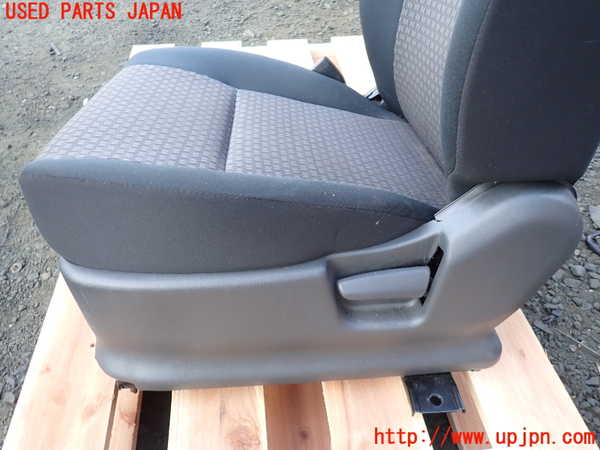 5UPJ-24577065]ジムニー(JB23W)助手席シート 中古_m0004.jpg