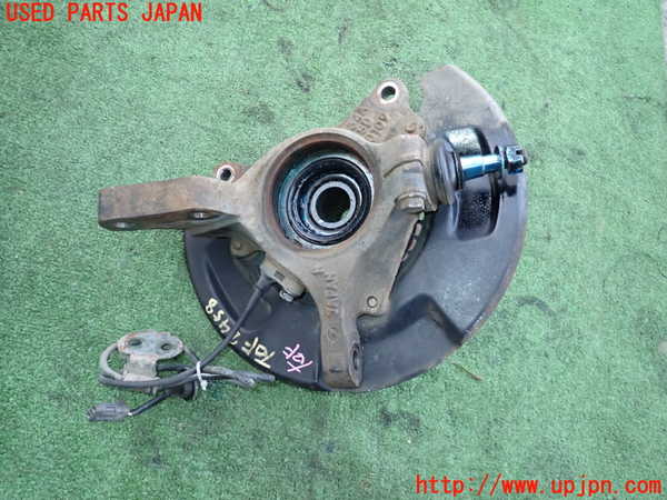 5UPJ-24584290]インプレッサ WRX-STi(GDB)右フロントナックルハブ 中古_m0002.jpg