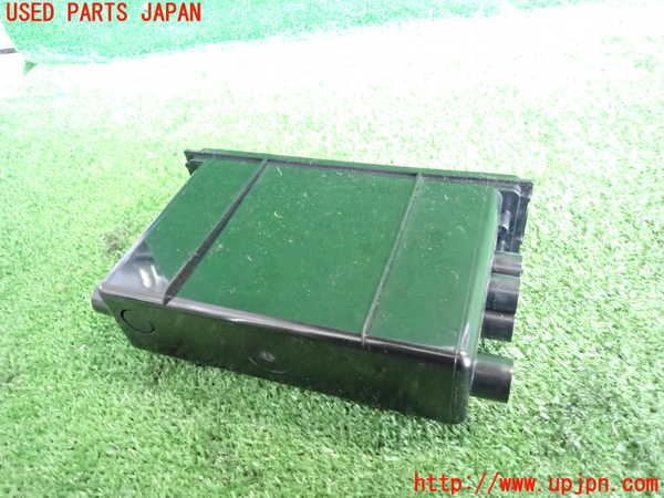 2UPJ-24587841]インプレッサ WRX-STi(GDB)小物入れ1 中古_m0002.jpg