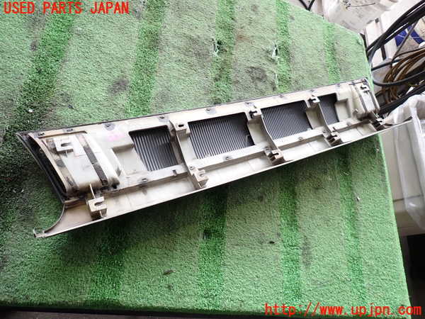 2UPJ-24591050]デリカ スターワゴン(P35W)ラジエターグリル 中古_m0005.jpg