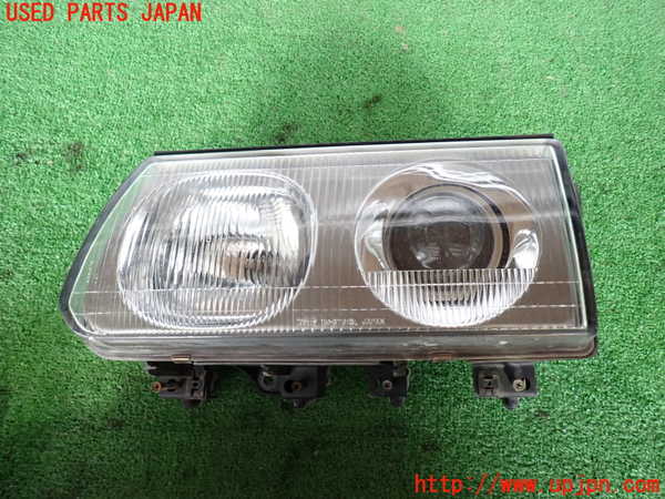 2UPJ-24591132]デリカ スターワゴン(P35W)左ヘッドライト ハロゲン 中古_m0001.jpg