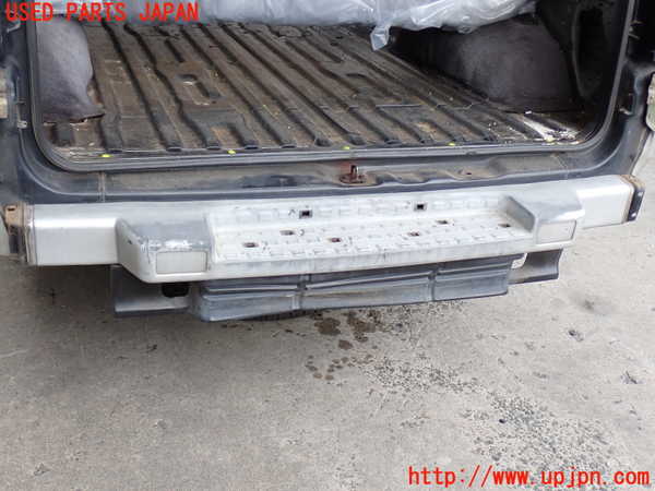 2UPJ-24591610]デリカ スターワゴン(P35W)リアバンパー 【ジャンク品】 中古_m0001.jpg